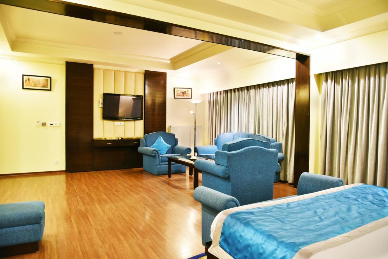 Indraprastha Resort Dalhousie Exteriör bild