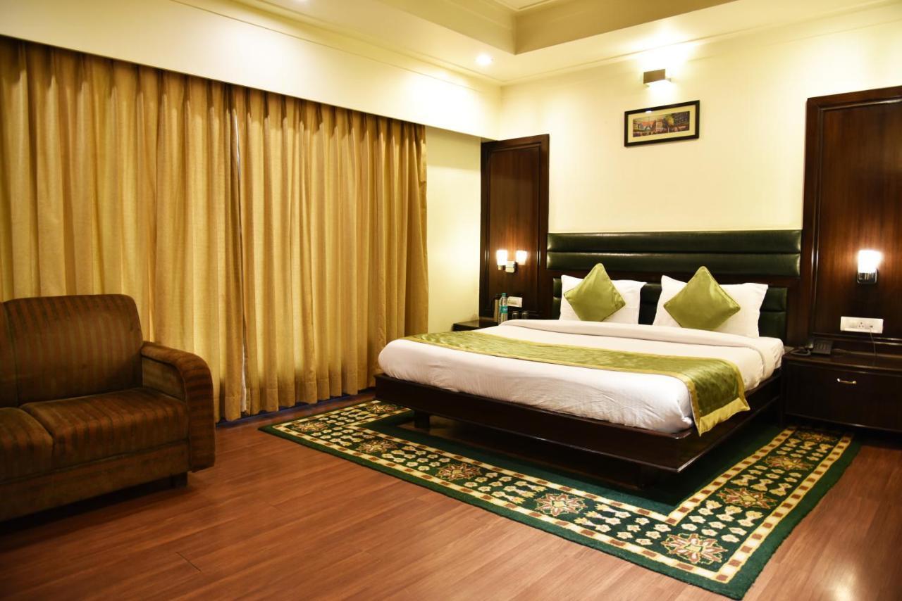 Indraprastha Resort Dalhousie Exteriör bild