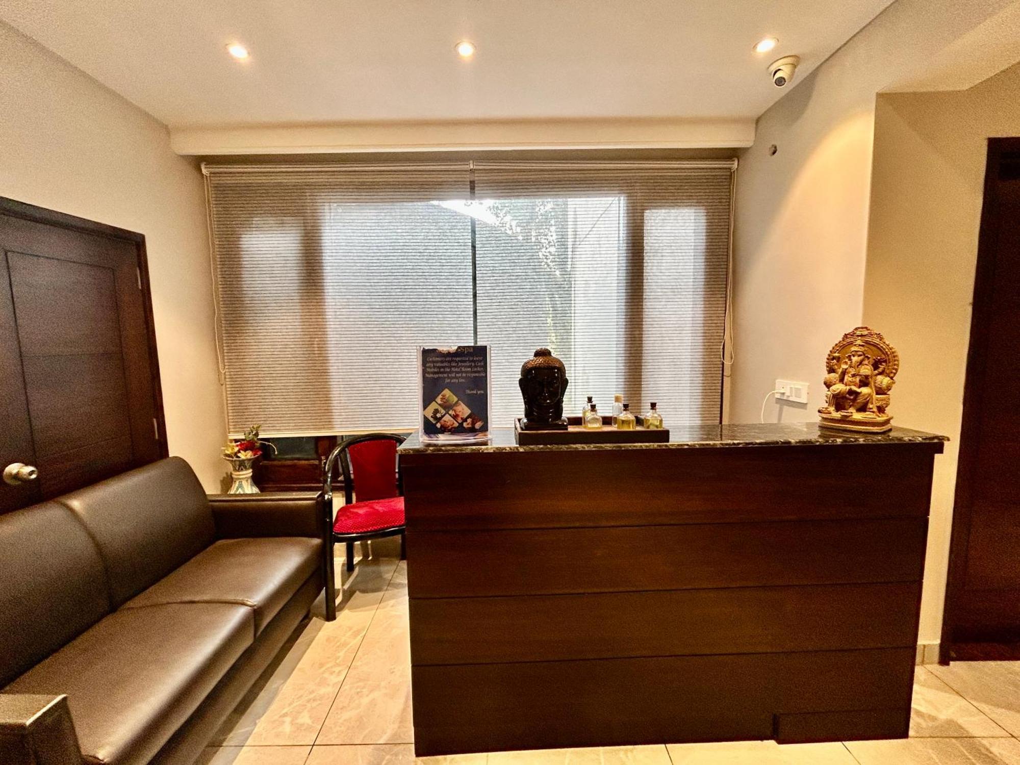 Indraprastha Resort Dalhousie Exteriör bild